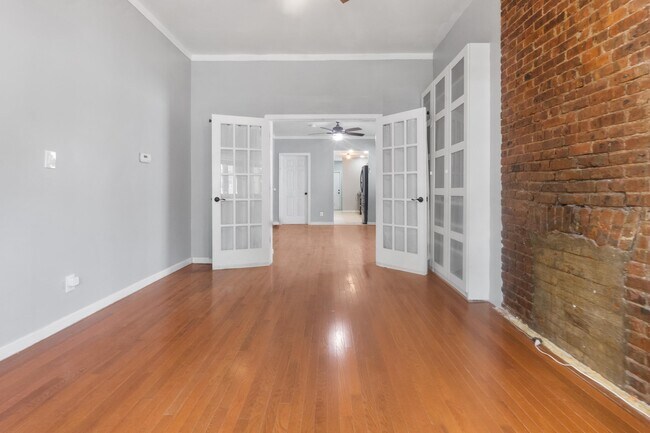 Building Photo - 271 Cator Ave
