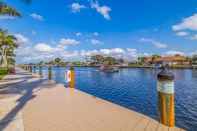 Building Photo - 4908 38th Way S