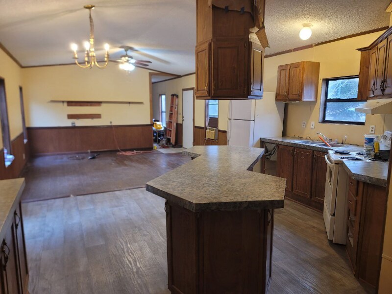 Building Photo - 3983 Roosevelt Hwy