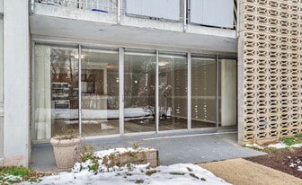 Building Photo - 1826 Metzerott Rd