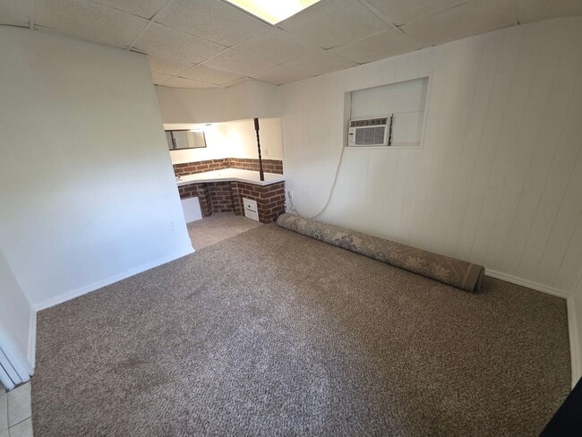 Building Photo - 1 Bed 1 Bath Near Downtown, Baldwin Park & Cady Way Trail