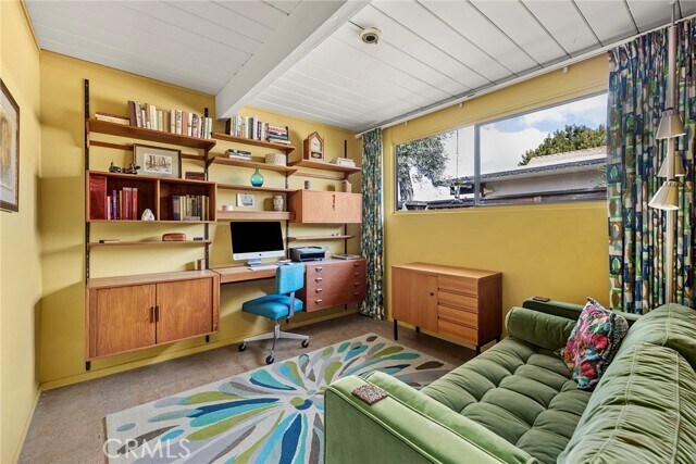 Building Photo - 1291 N Linda Vista St