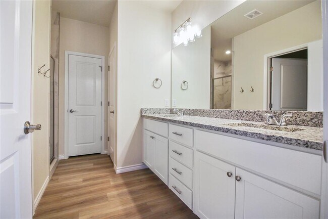 Building Photo - 514 War Admiral Dr