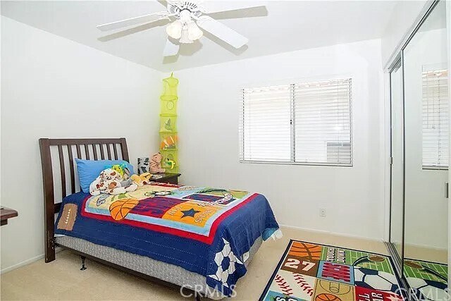 Building Photo - 823 S Parkglen Pl