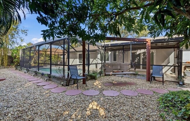 Building Photo - 6808 Friendship Dr