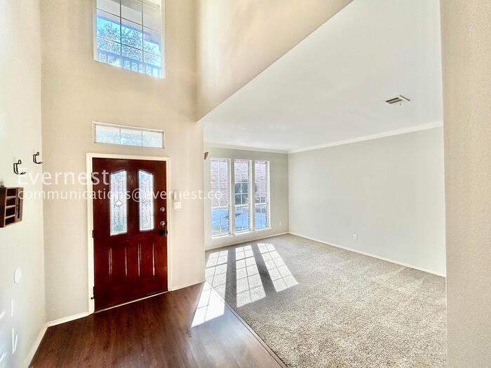 Building Photo - 6 Altman Ct