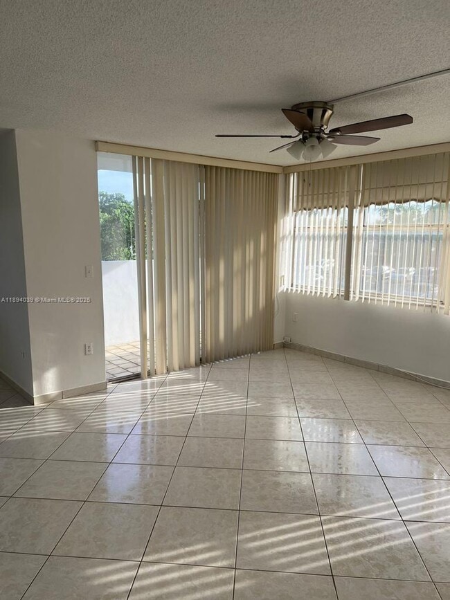 Building Photo - 1200 NE Miami Gardens Dr