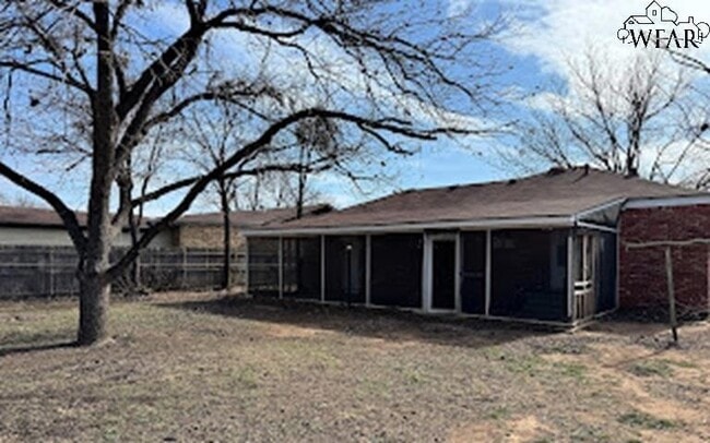 Building Photo - 2942 Boren Ave