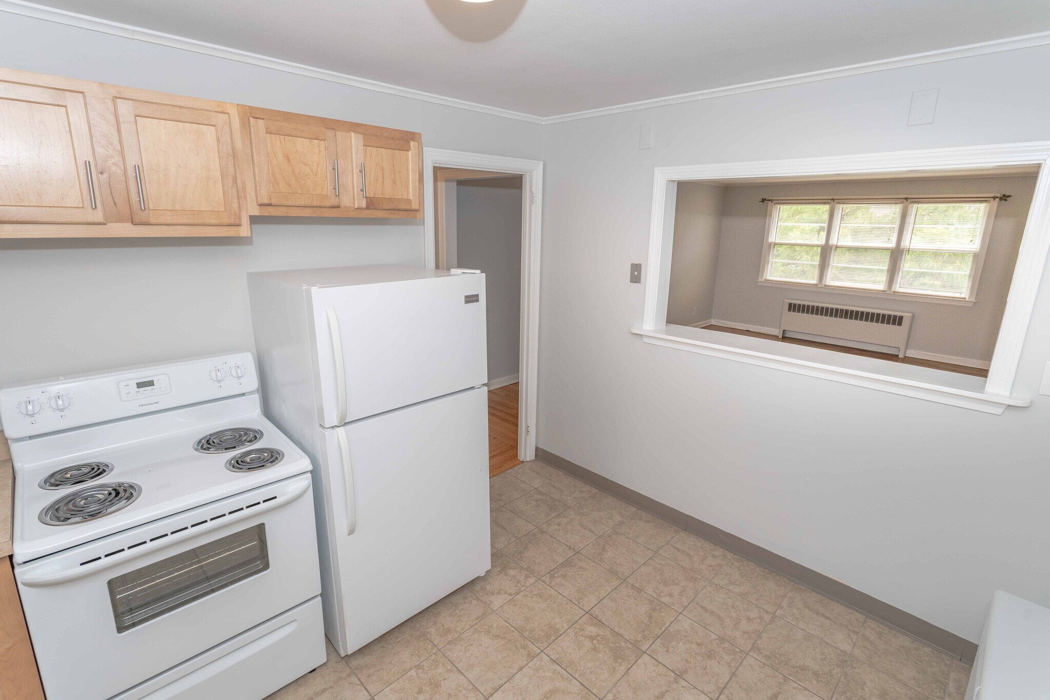 Building Photo - 16 Vera St