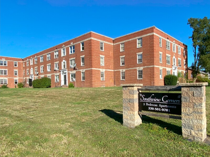 Building Photo - 2633 South St