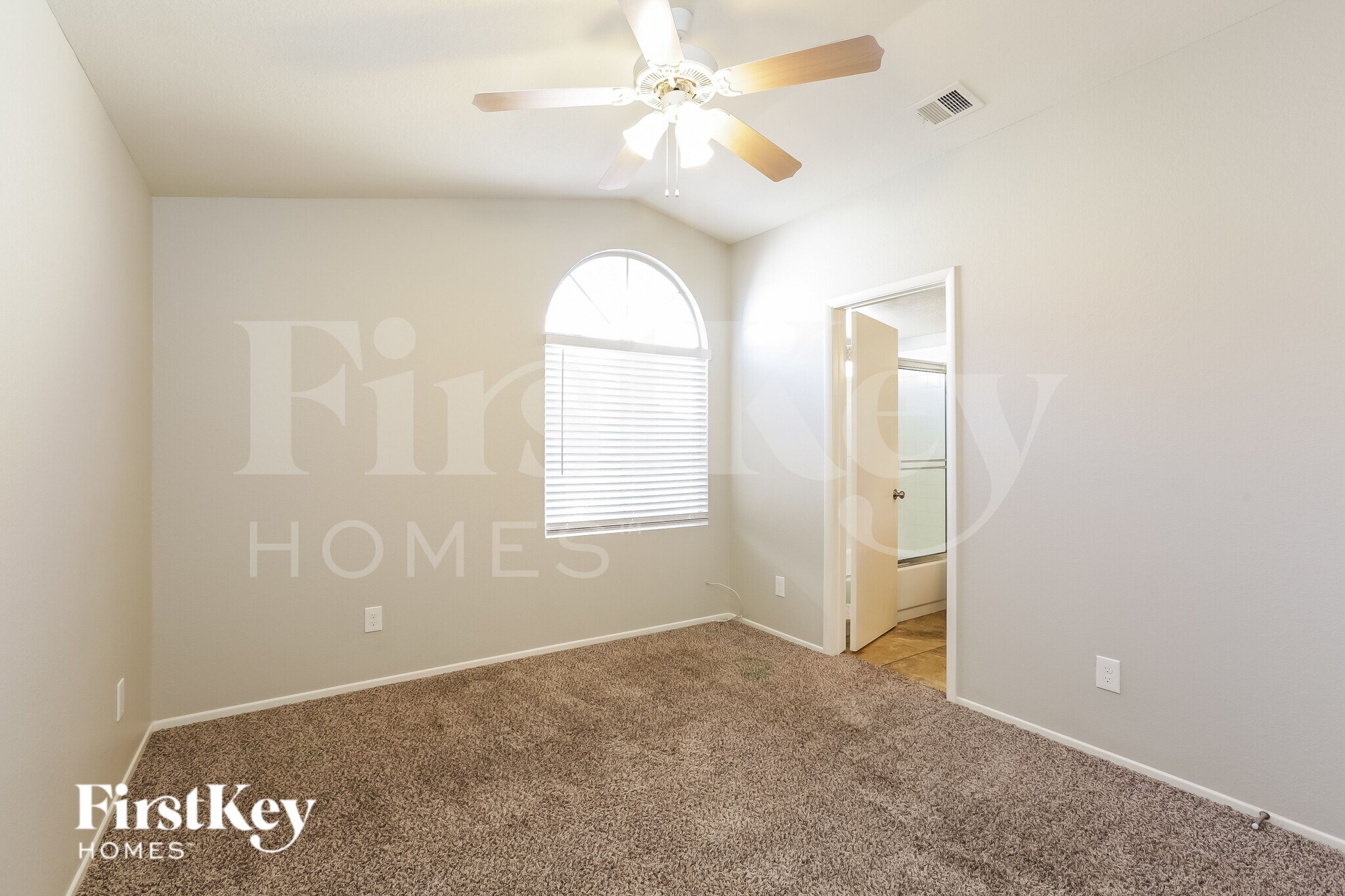 Building Photo - 7090 Orange Grove Ln