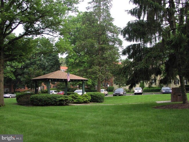 Building Photo - 8205 Grubb Rd