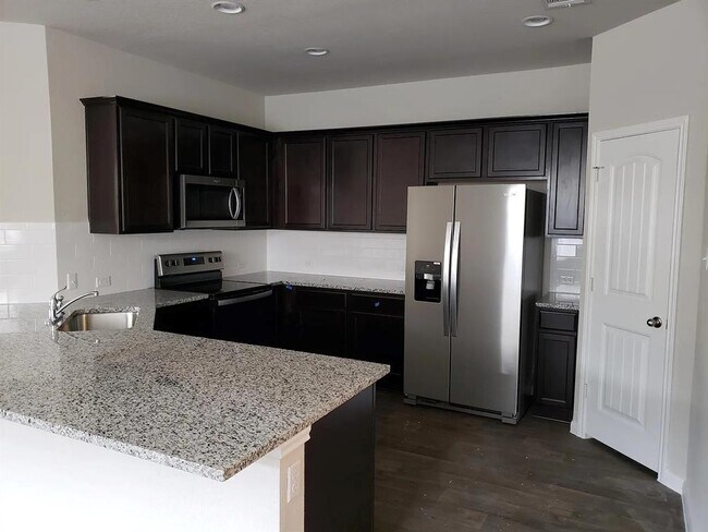 Building Photo - 118 Lullaby Dr