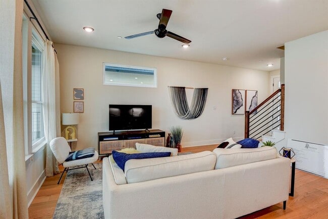 Building Photo - 2600 Gattis School Rd