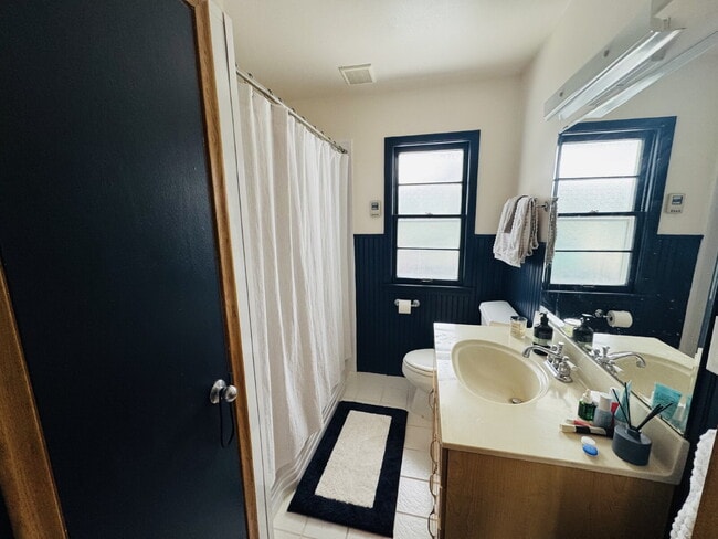 Building Photo - Spacious 5-Bed Home with Finished Basement & Gleaming Hardwood Floors in St. Louis Park!