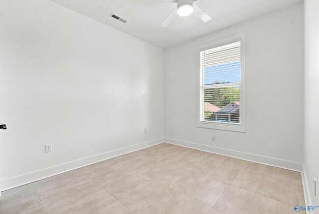 Building Photo - 1109 Rison Ave NE