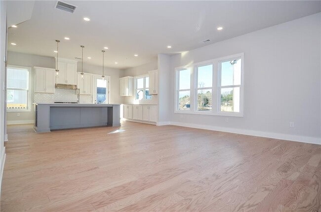 Building Photo - 2316 Mockernut Trl