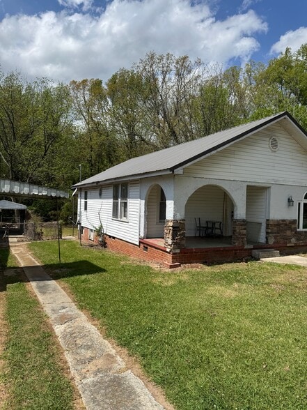 Building Photo - 2508 Gurnee Ave