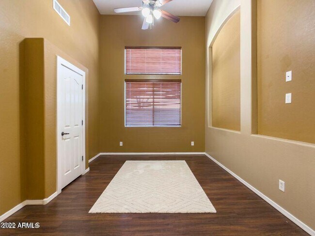 Building Photo - 2406 W Sienna Bouquet Pl