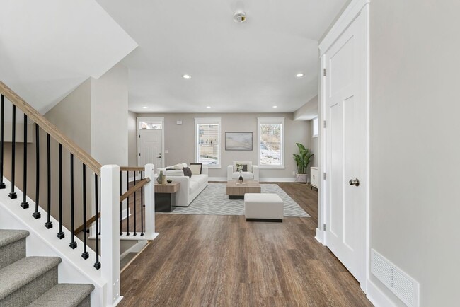 Building Photo - BRAND-NEW SINGLE-FAMILY HOME | 2-CAR GARAGE | FINISHED LOWER LEVEL | IMMEDIATE OCCUPANCY
