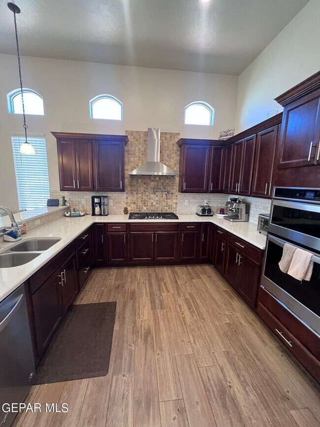Building Photo - 7442 Wooden Nickel Dr