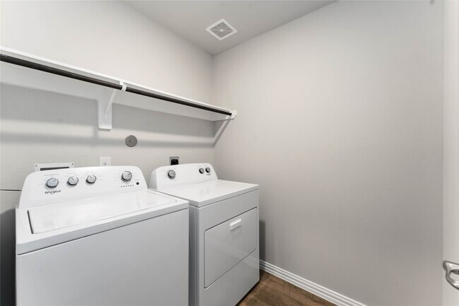 Building Photo - 12711 Taymouth Manor Dr