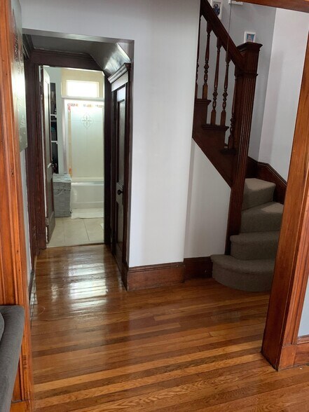 Building Photo - 163 Allston St