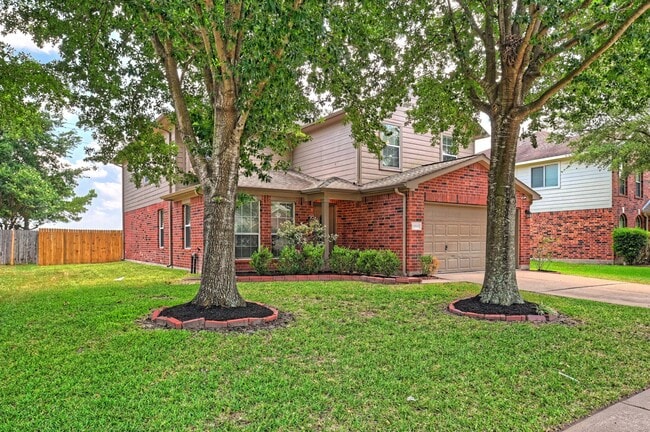 Building Photo - 21803 Manor Ct Dr