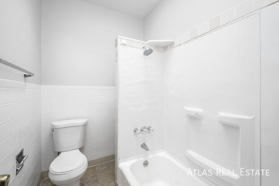Building Photo - 3057 W 38th Ave