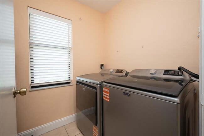 Building Photo - 3409 NW 52nd Terrace