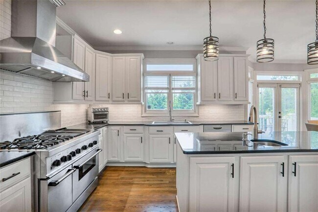 Building Photo - 415 Autry Mill Cir