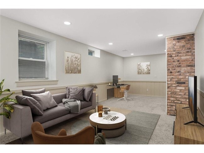 Building Photo - 14682 Dominica Ct