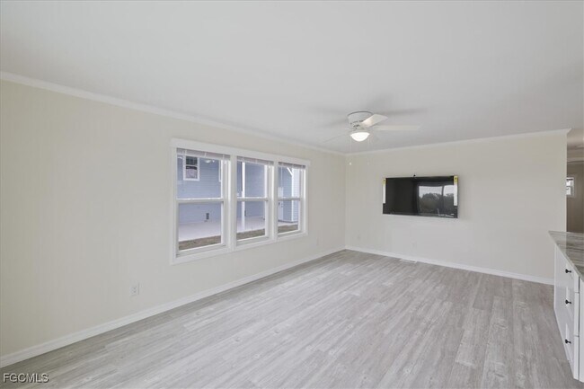 Building Photo - 62 Kiowa Dr N