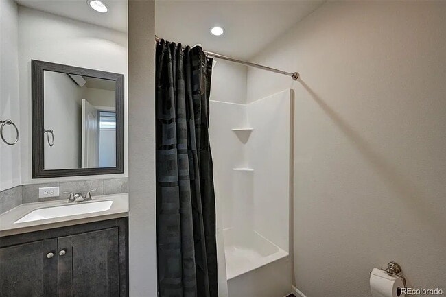 Building Photo - Charming 3-Bed, 3-Bath Home in The Farm – ...