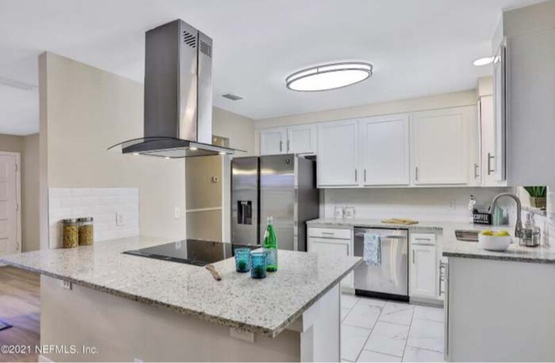 Building Photo - 948 Jorick Ct E