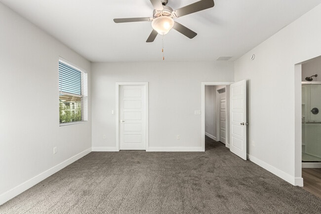 Building Photo - 7531 E Billings St