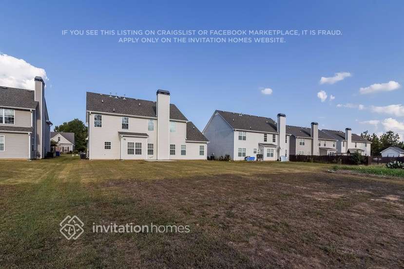 Building Photo - 3465 Gardenside Dr SW