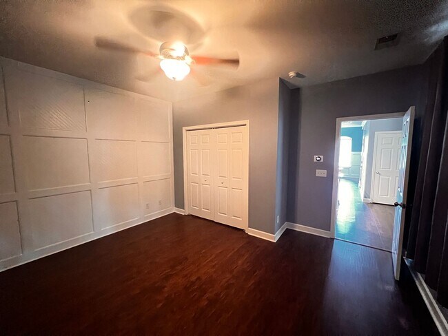 Building Photo - Now Available! Luxury three-bedroom townhome in St. James Square in Myrtle Beach.