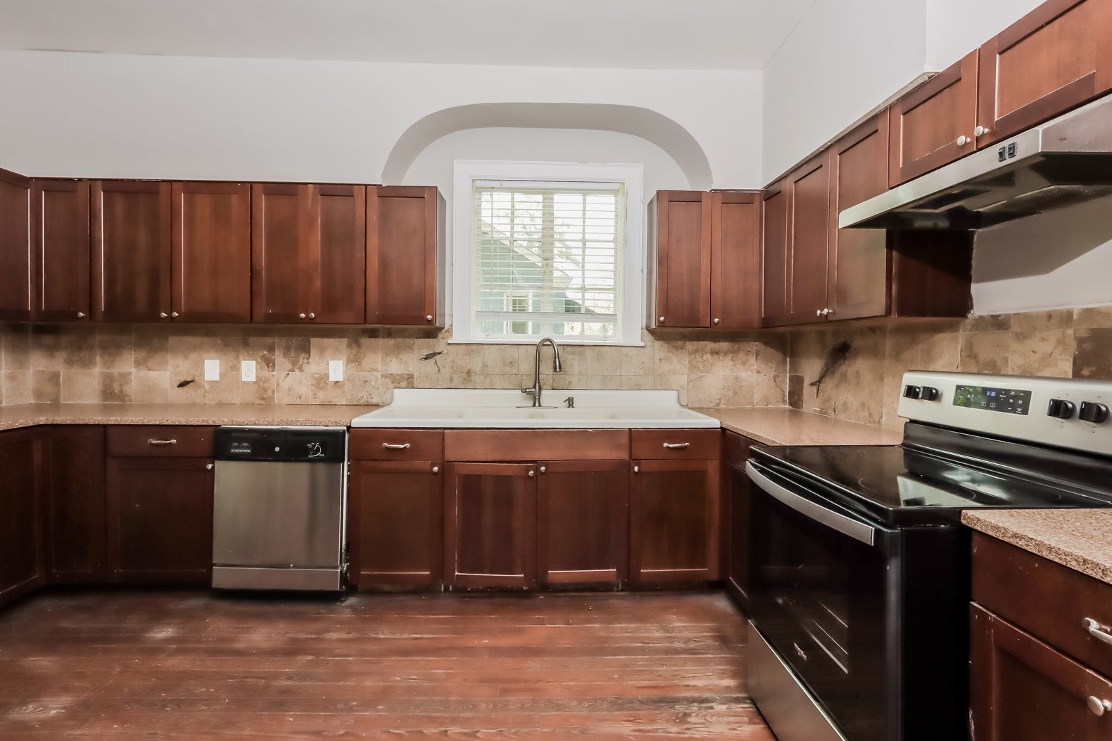 Building Photo - 3295 S Perry St