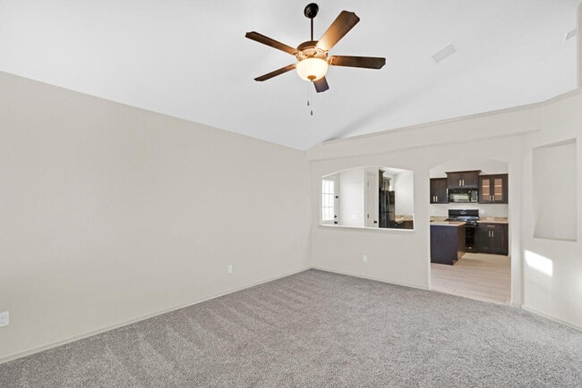 Building Photo - 11069 Gem Valley Rd