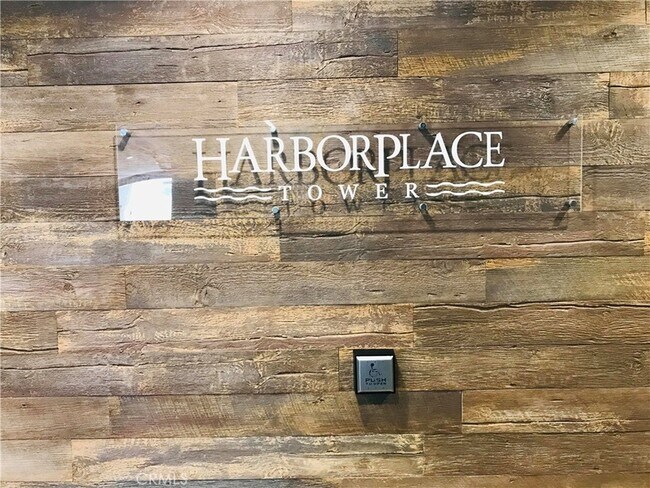 Building Photo - 525 E Seaside Way