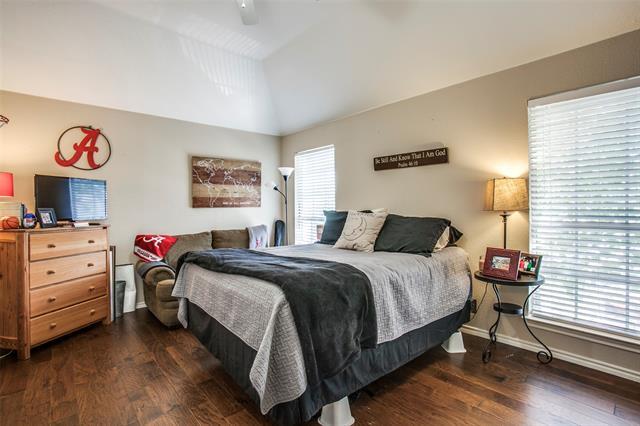 Building Photo - 1605 Coyote Ct