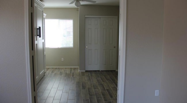Building Photo - 22660 W Adams Dr