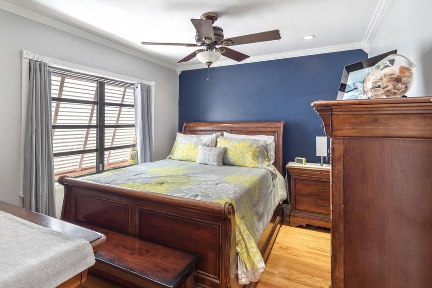 1 Bedroom off of Dining Room - 19453 Seminole St