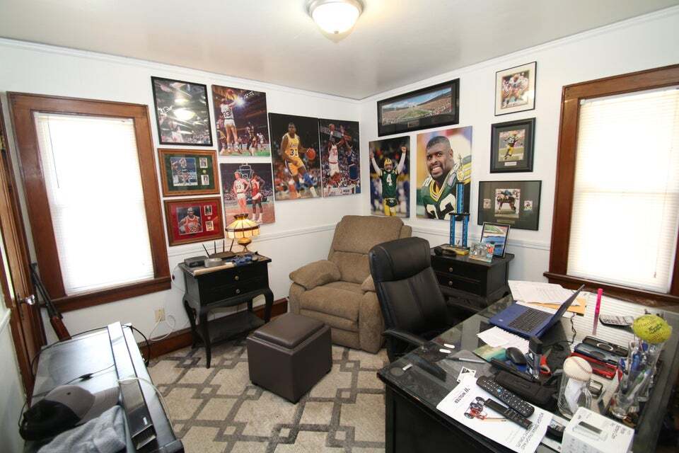 Building Photo - 2639 N 61st St