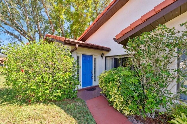 Building Photo - 2637 Sunburst Ct