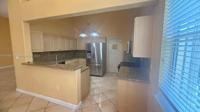 Building Photo - 3654 SW 162nd Ave