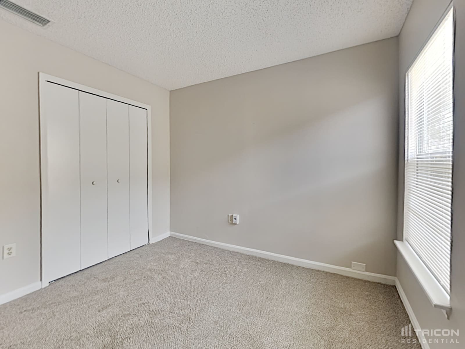 Building Photo - 7944 Cherry Blossom Dr S