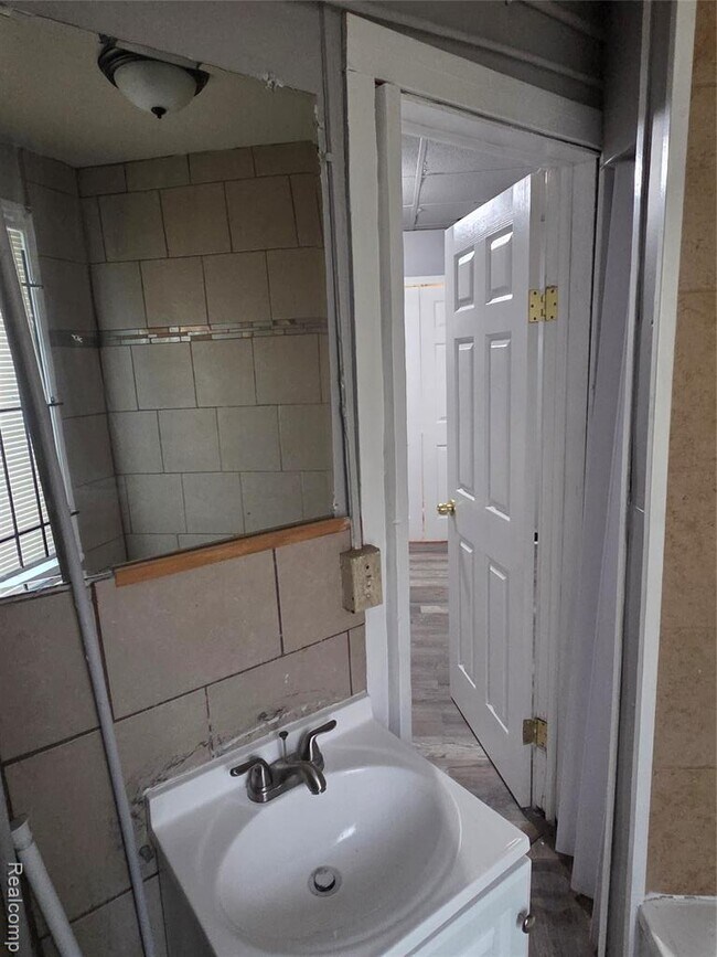 Building Photo - 3053 Tillman St