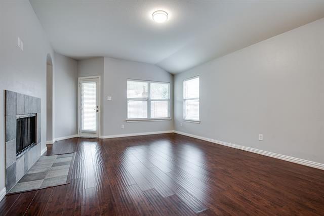 Building Photo - 6940 Willow Crest Dr